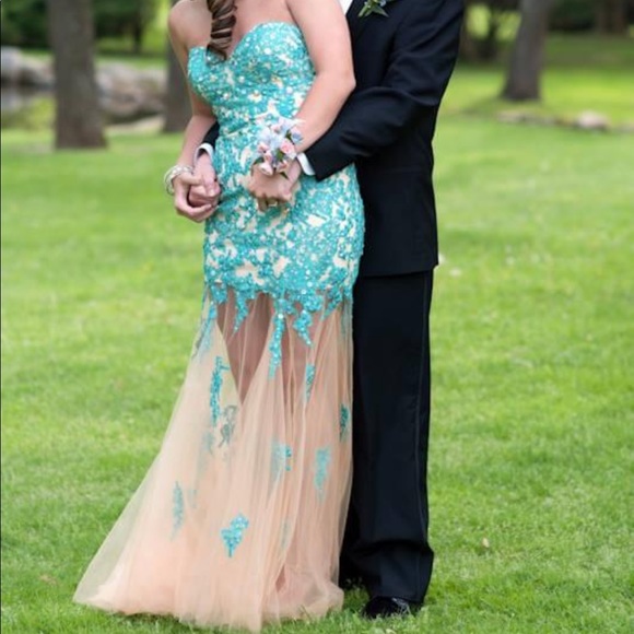 Prom dress worn one time! - Picture 3 of 8